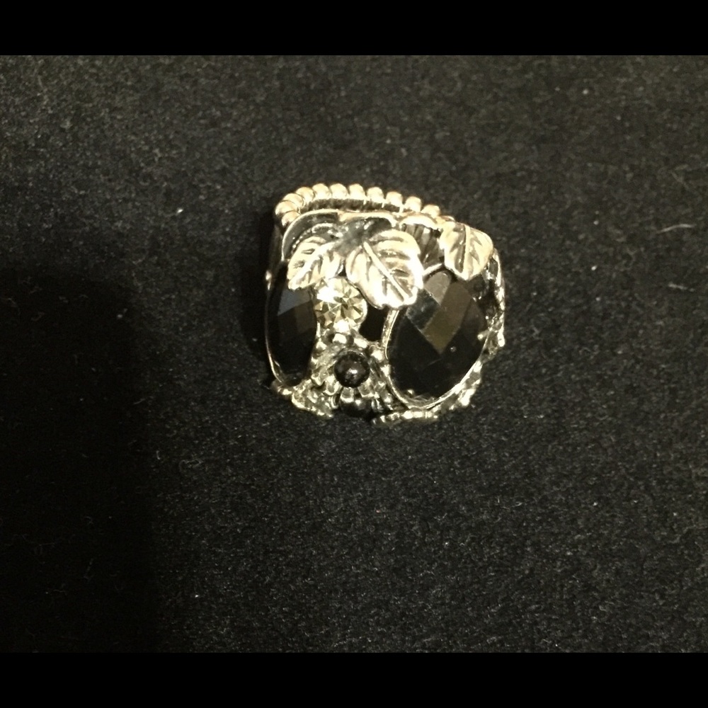 Bold Stretch Ring